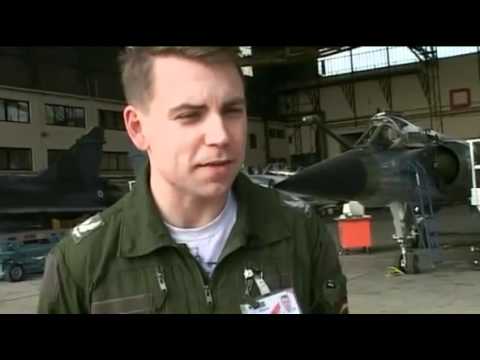 Adrenalin im Cockpit - Testpiloten am Limit.