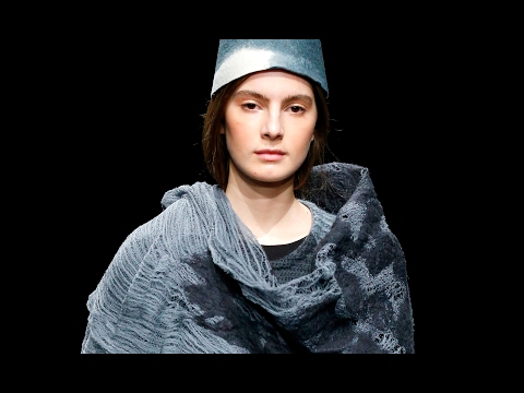 Miriam Ponsa | Fall Winter 2017/2018 Full Fashion Show | Exclusive