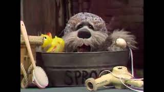 Fraggle Rock: Red Executes the Opening Dive