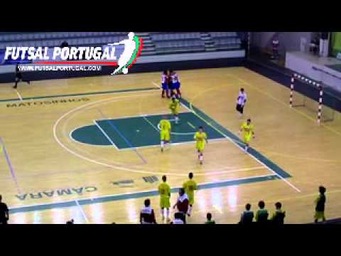 Resumo | Freixieiro 4-4 Operário