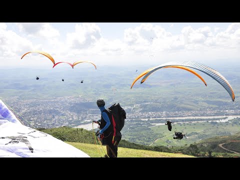 GOVERNADOR VALADARES / MINAS GERAIS - No pico do Ibituruna com a melhor rampa de voo livre do Brazil