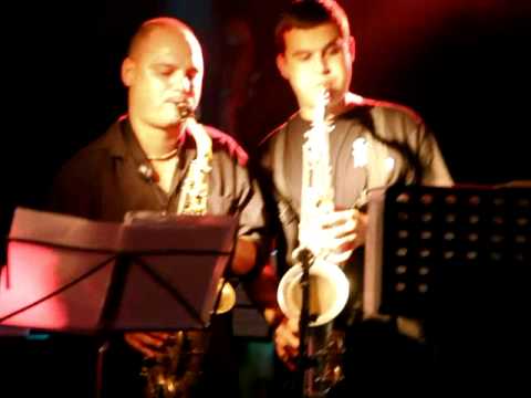 Mihail Yossifov sextet & Peter Salchev  - Papa Loves Mambo
