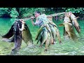 FULL VIDEO Traditional Fishing Skills 120 Days Single Mother Catches Giant Fish Using Bamboo Tube