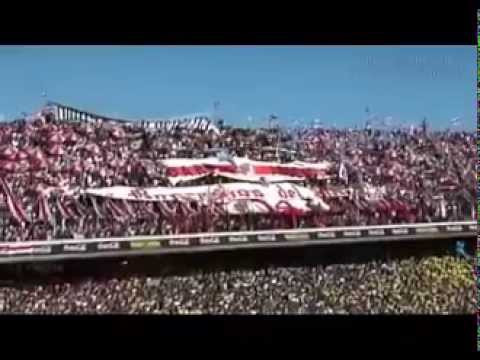 "River siempre local en la bombonera" Barra: Los Borrachos del Tablón • Club: River Plate • País: Argentina