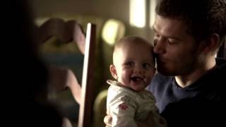 The Originals - Music Scene - O Christmas Tree by Kermit Ruffins - 2x09