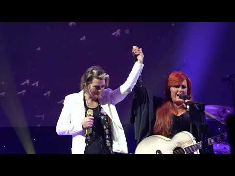 Wynonna Judd and Brandi Carlile - Love is Alive The Judds Final Tour 10.1.22 Toledo, Oh