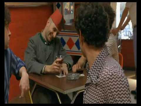 Bruno scopre le radio libere (da Radiofreccia)