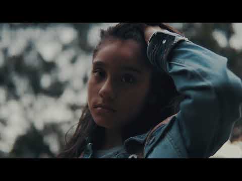Hija Mía - Vinilo Mc (Video Oficial)