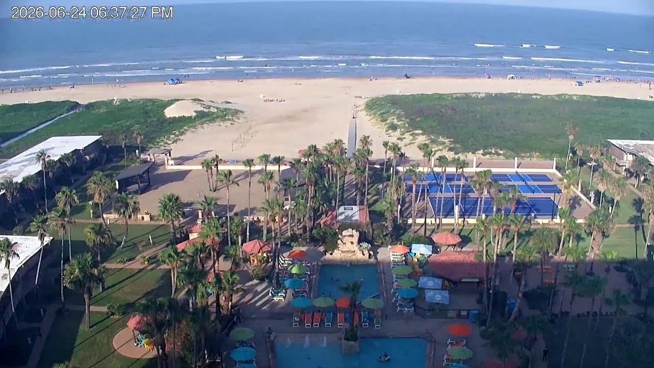 Live webcam view of Isla Grand Beach Resort Shoreline