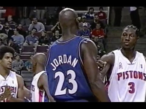 Michael Jordan (Age 38) Schools Ben Wallace's Defense - 2001/02 Season