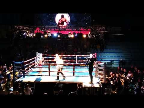 Título Mundial JR de la WBC entre Ezequiel Palaversic (Argentina) y Jairo Burgos (Rep. Dominicana).