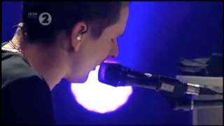 Muse - Explorers (Live) -Amplified Version-