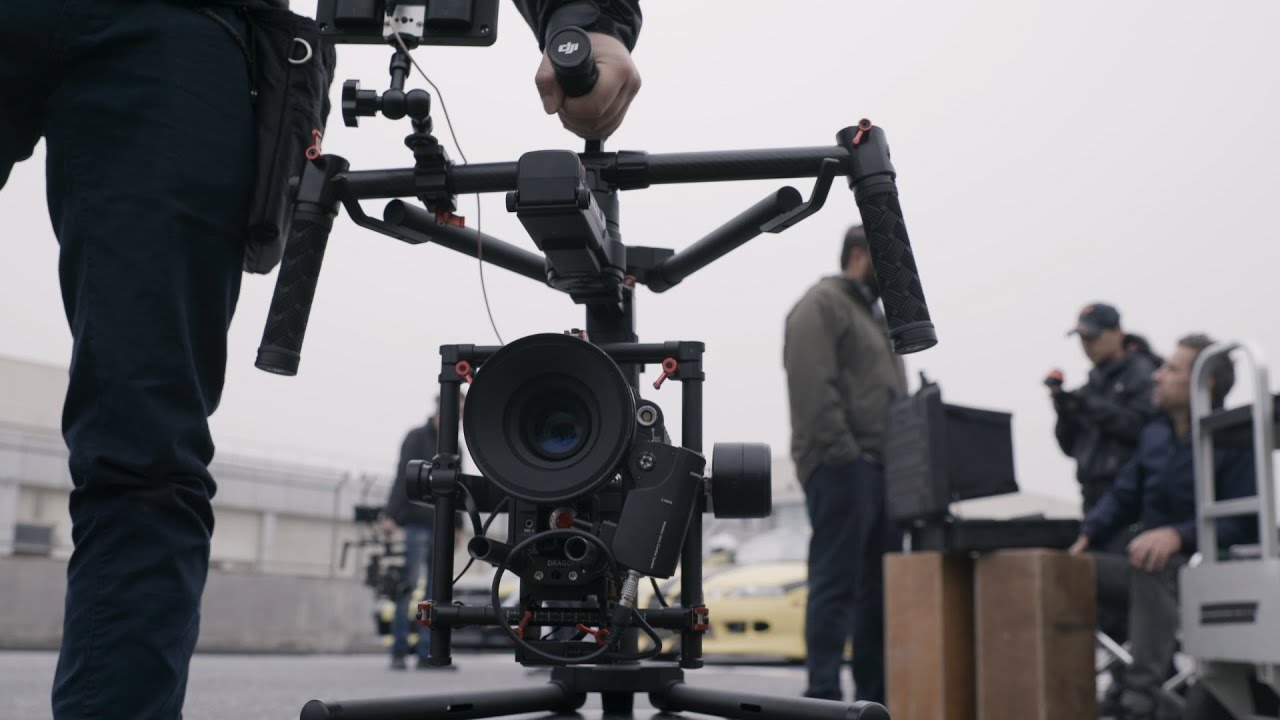 Профессиональный трехосевой подвес DJI Ronin-MX