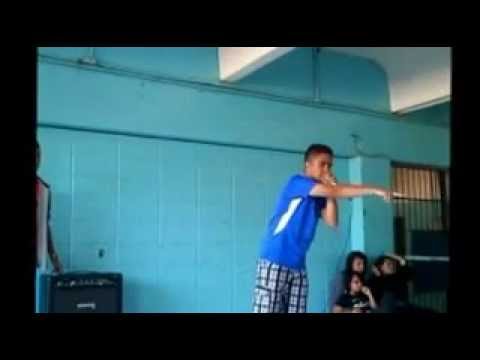 MEDLEY_AO VIVO_RELIKIA_MC VITINHO & CAIO DA VILA_2012_NEUROTICOS BOLADO.wmv