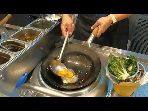 Egg Fried Rice - Singapore Street Food