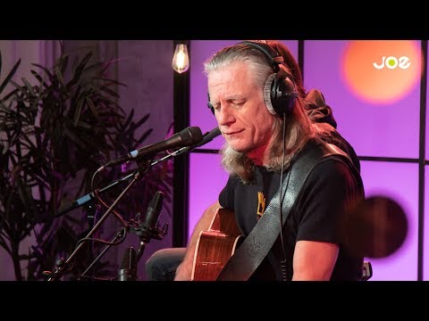 The Scabs - Crystal Eyes (live bij Joe)