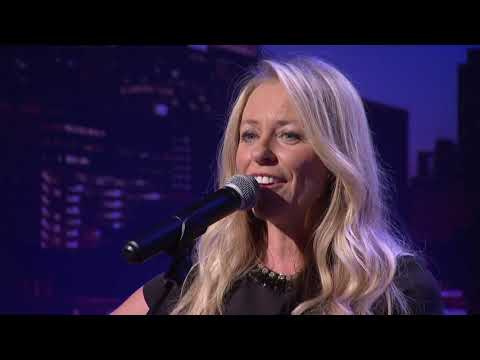 Deana Carter - "You And Tequila" (Live on CabaRay Nashville)