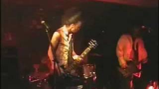 DYNAMITE LADY - the golden gods.