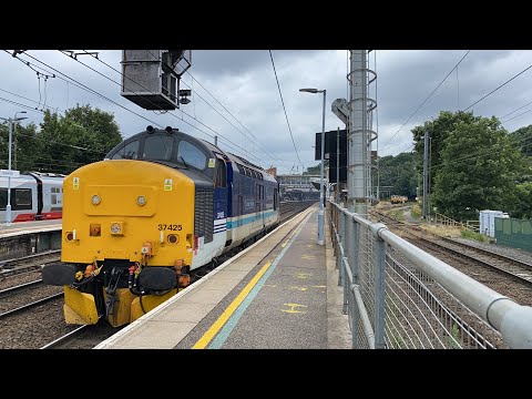 DRS 37425 powers up through Ipswich working 0Z38 14/7/21