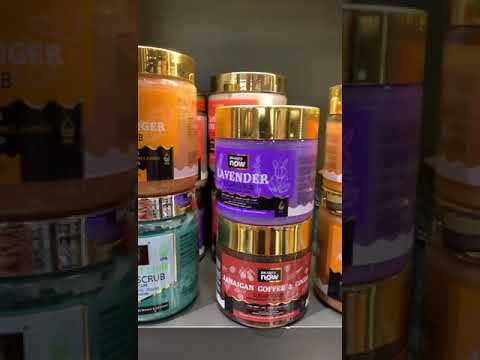 Vitamin C Facial Scrub Cream (Liquid) - 500 gm