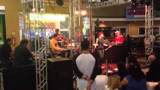 Bossacucanova - Deixa pra la