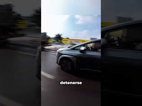 Carretera Mojada, Momento Equivocado: La Llamada de Cierre de Infarto del Motociclista