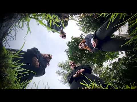 SNAYX - Deranged (Official Music Video)