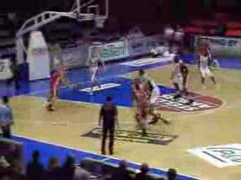 30 20-10-07 Leuven-BCO - Jef flopt en Brunner krijgt aanvall