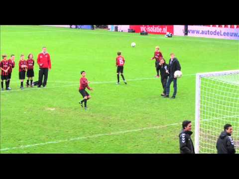 VVIJ D1 latje trappen bij FC Utrecht-Ajax 23-12-2012