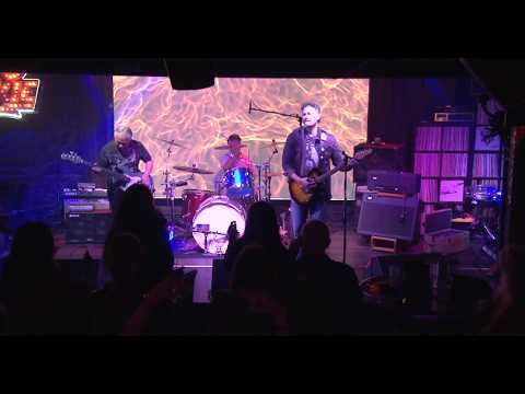 The 4" Studs video