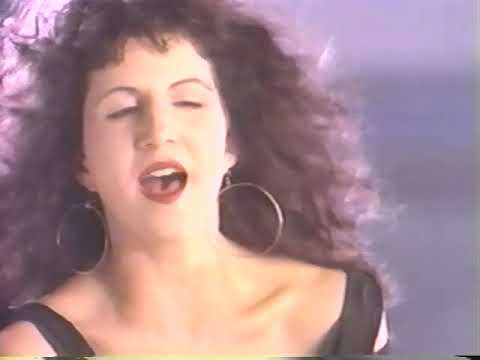 MARIA VIDAL DO ME RIGHT VIDEO W:CREDITS