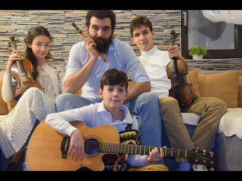 Familia Udrea - Nașterea lui Eminescu