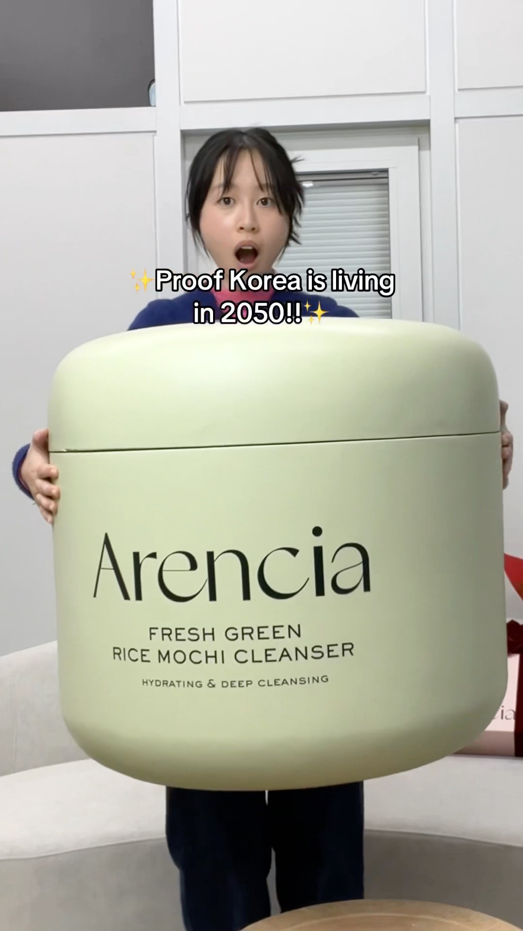 Bersihkan wajahmu dengan Arencia Rice Mochi Cleanser! 🧖‍♀️ Kulit bersih dan lembap, siap menyambut hari! 🍚✨