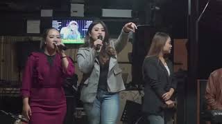 Download lagu LIVE STREAMING ANGKRINGAN TEH ITA ( PSSL ) mp3 Download lagu LIVE STREAMING ANGKRINGAN TEH ITA ( PSSL ) mp3