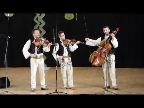 Ľudová hudba FS Rozsutec - hosť v programe FS POVAŽAN v PB