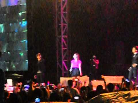 [fancam] Baechigi ft Ailee - "Shower of Tears" ending @ Eru's 2013 Concert in Jakarta 20.04.13