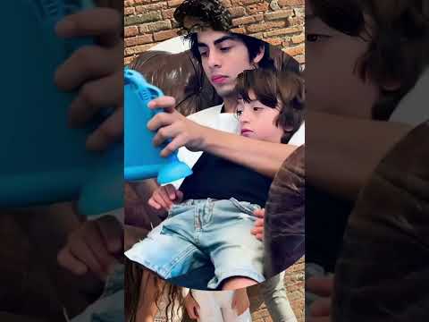 💞💜 Abram Khan with siblings 🥰😍 Brother Aaryan Khan & Sister Suhana Khan  #status #shorts #srk