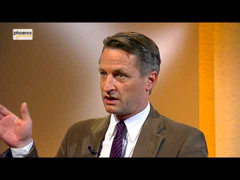 Augstein und Blome vom 07.06.2013: De Maizière und die Drohnen - Merkels Minister im Sinkflug?