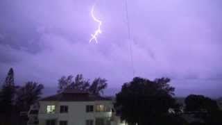 preview picture of video 'Thunderstorm in Maputo'