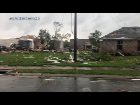 VIDEO: Tornado hits homes, destroys airplanes in Louisiana
