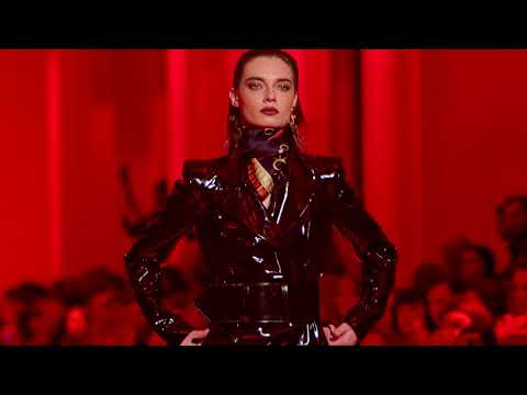 IVA NEROLLI FW'18/19 GALA - Fashion Show