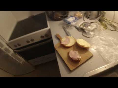 MongoTV_6260 - Min Morgenmad - MØLLEDBOLLE og FRANSKBRØD Med HAMBURGERRYG