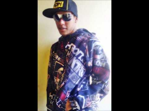 MC ALBERIS - NAO E ASSIM - PART: BELINHA