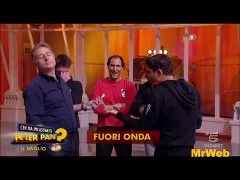 Chi Ha Incastrato Peter Pan.Il Meglio - 2009 ( Fuori Onda  )   Bonolis  &  Laurenti