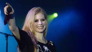 Avril Lavigne Live - The Black Star Tour