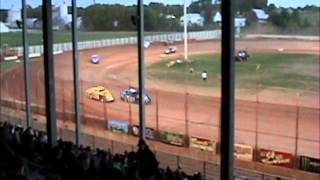 preview picture of video '06-01-2012 IMCA Northern Sportmods'