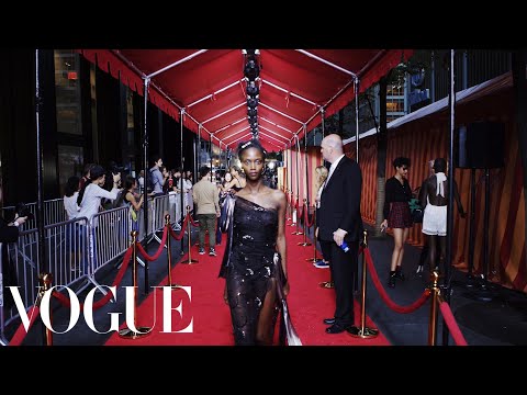 Backstage at “One Night Only!” Marc Jacobs’s Spring ’16 Show
