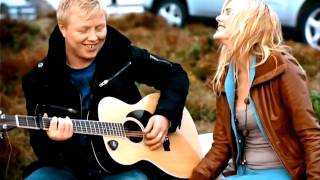 Venke Knutson &amp; Kurt Nilsen &quot;When the stars go blue&quot;