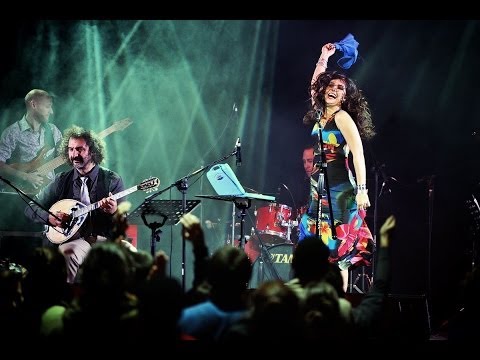 Özlem Bulut Band live 