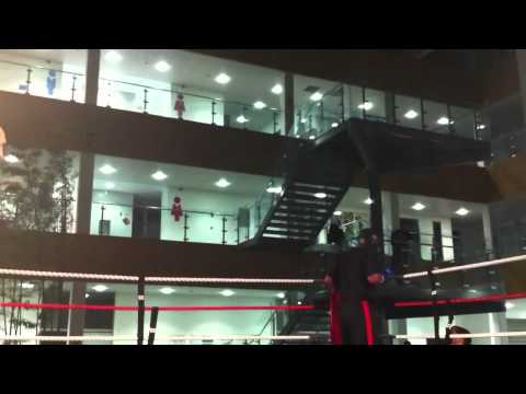 Michael Page vs Linvell Taylor pt 2